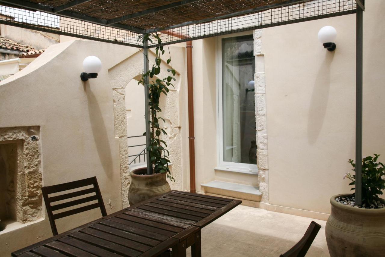 Apartament Lanterne Magiche Ortigia - Dependances Syrakuzy Zewnętrze zdjęcie