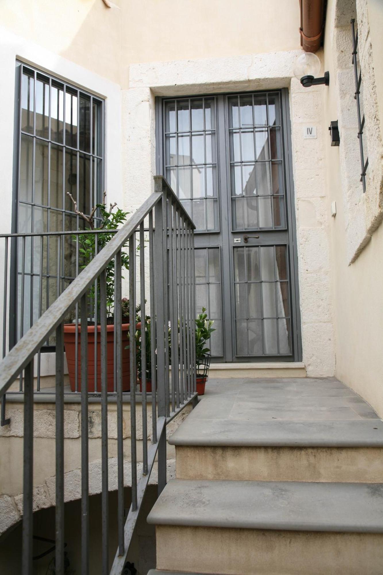 Apartament Lanterne Magiche Ortigia - Dependances Syrakuzy Zewnętrze zdjęcie