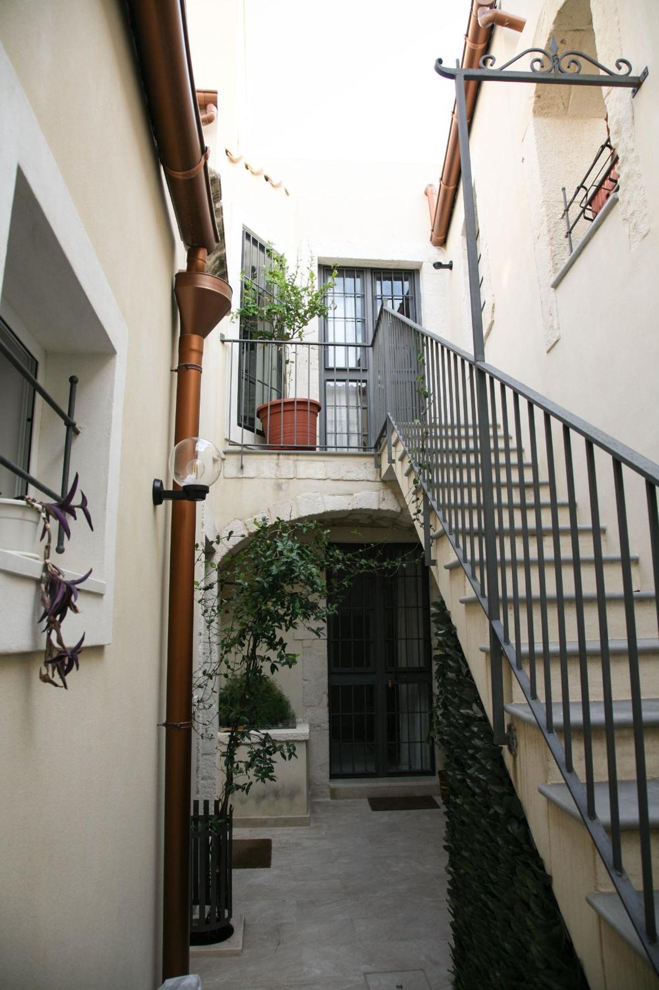 Apartament Lanterne Magiche Ortigia - Dependances Syrakuzy Zewnętrze zdjęcie